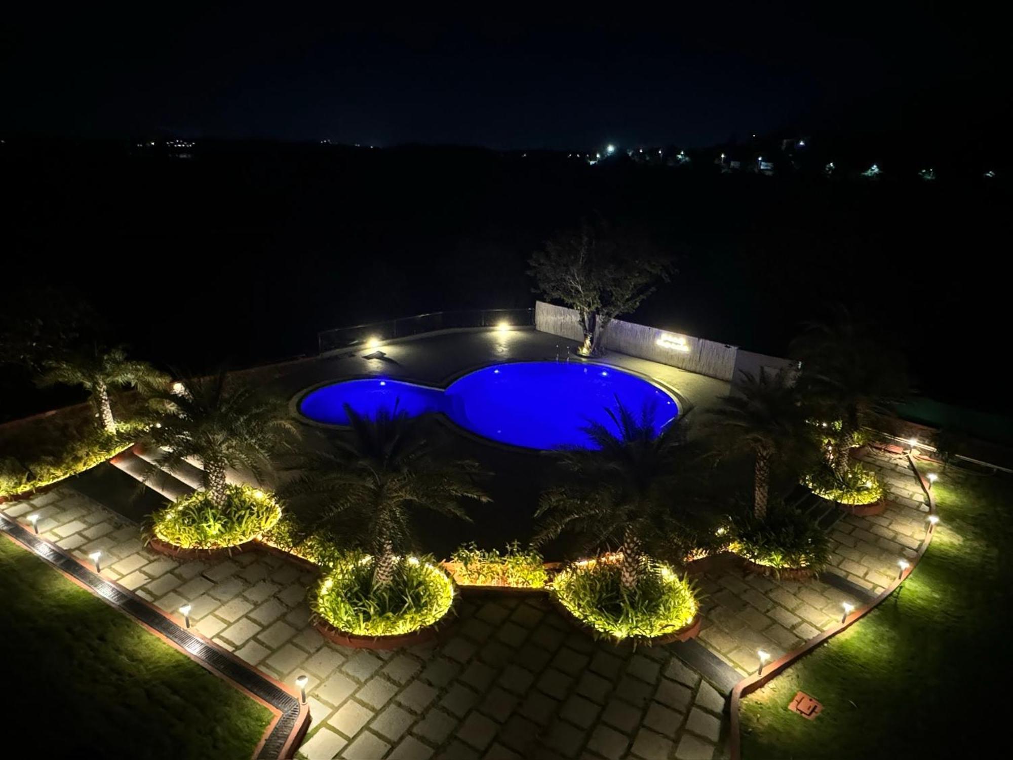 Ananta Villa Lonavala Dış mekan fotoğraf